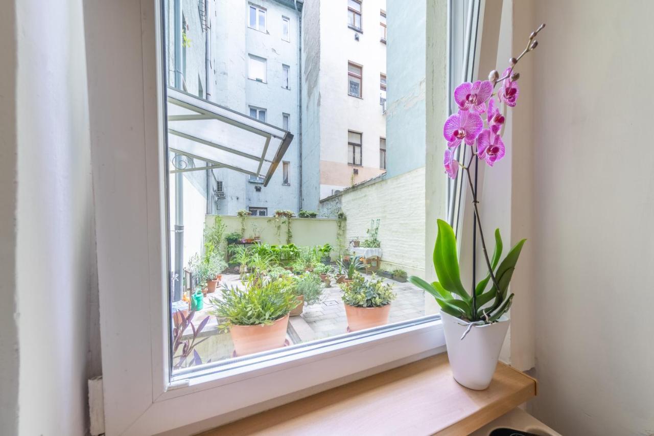 Margit Apartment Budapest Esterno foto