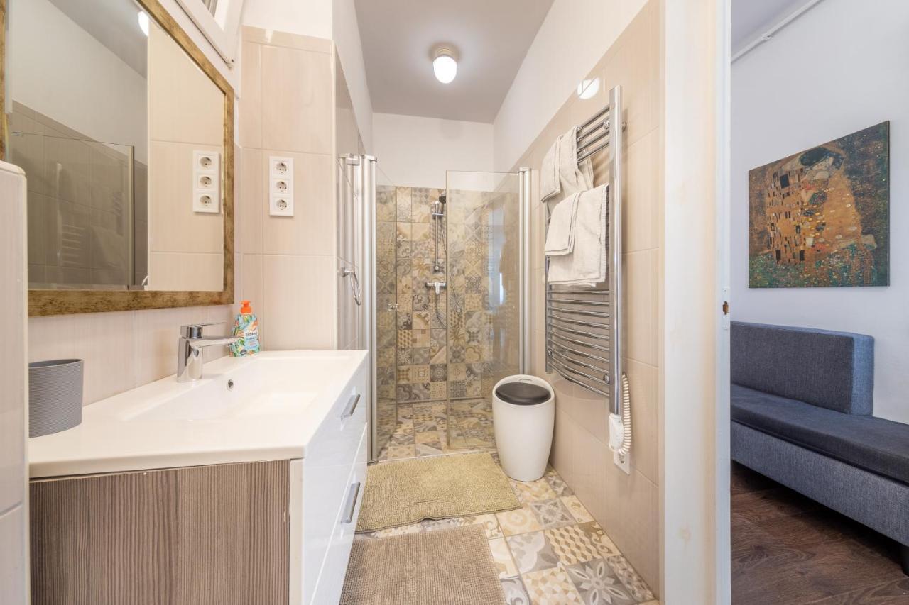 Margit Apartment Budapest Esterno foto