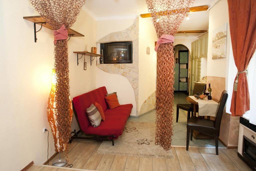 Margit Apartment Budapest Esterno foto