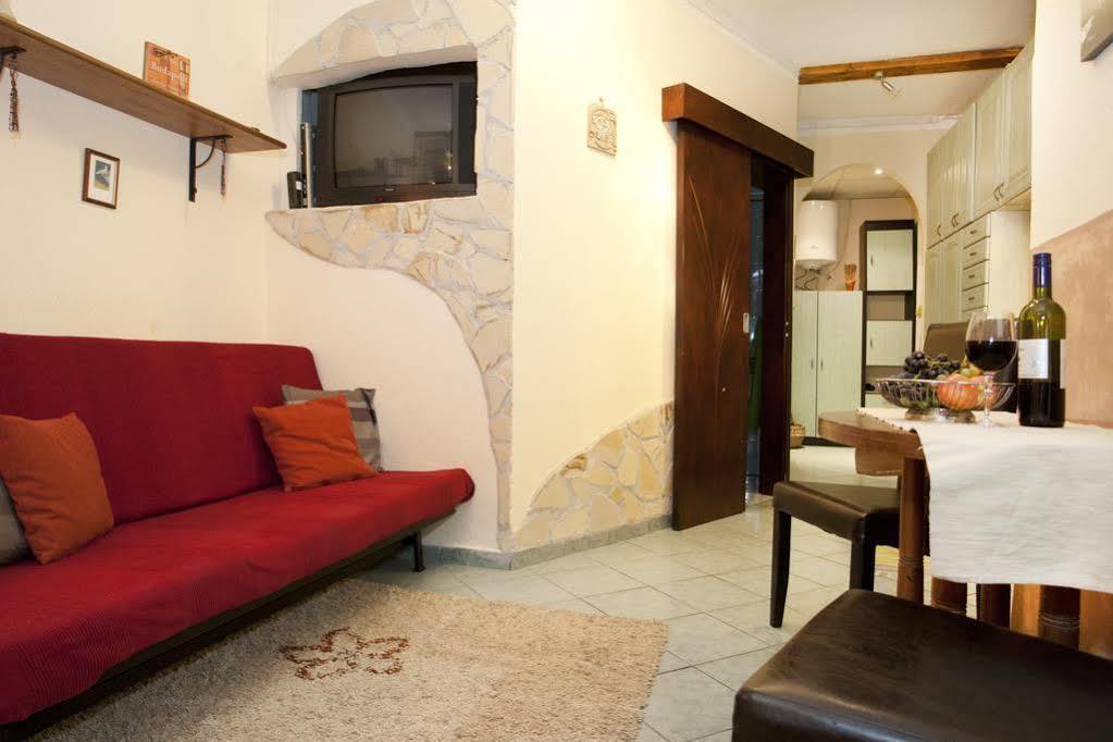 Margit Apartment Budapest Esterno foto